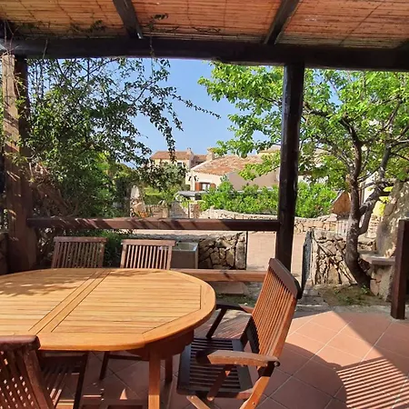 Holiday home Porto Pollo, Il Borgo 3 Da Letto
